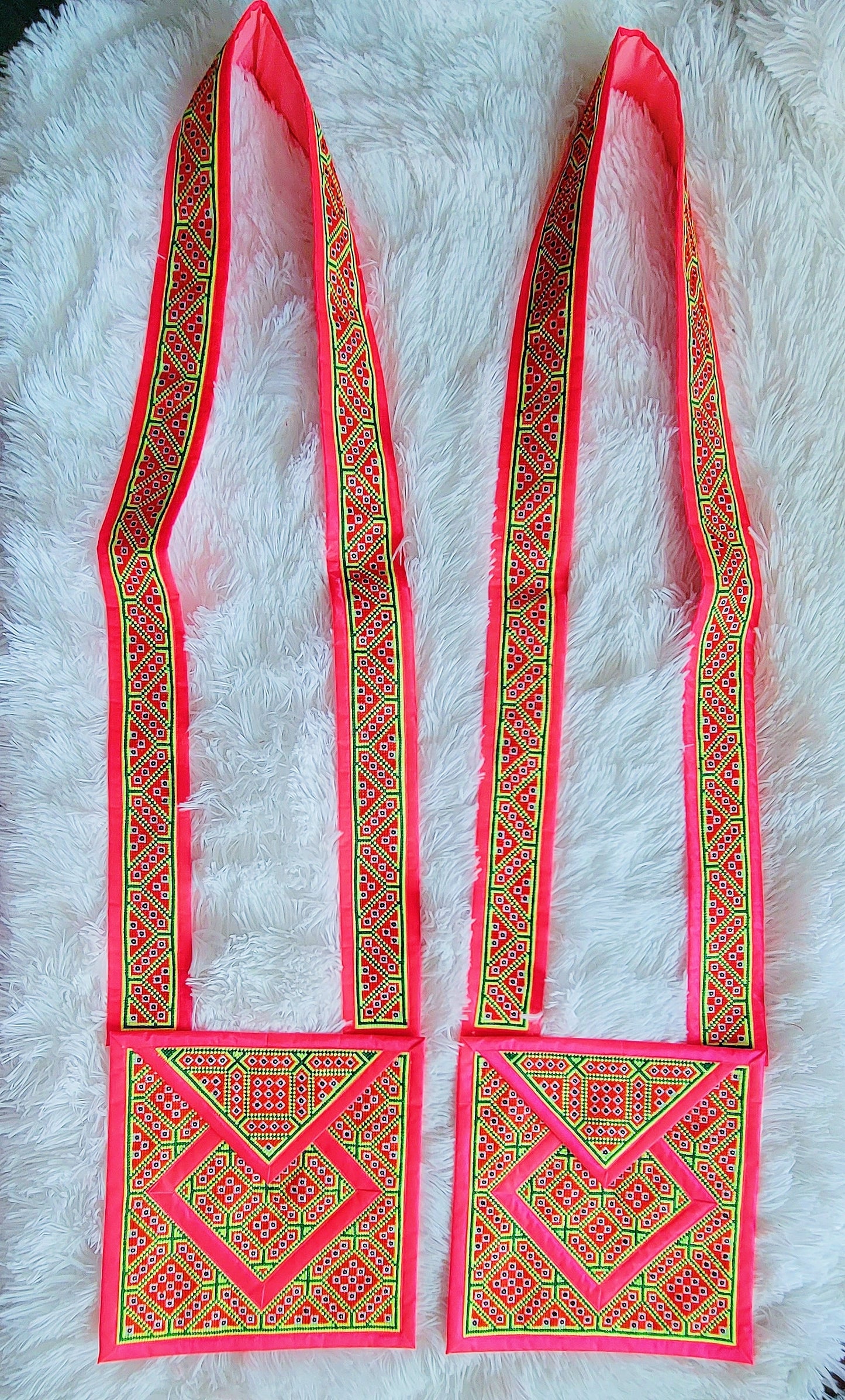 Crossbody Hlab Nyiaj