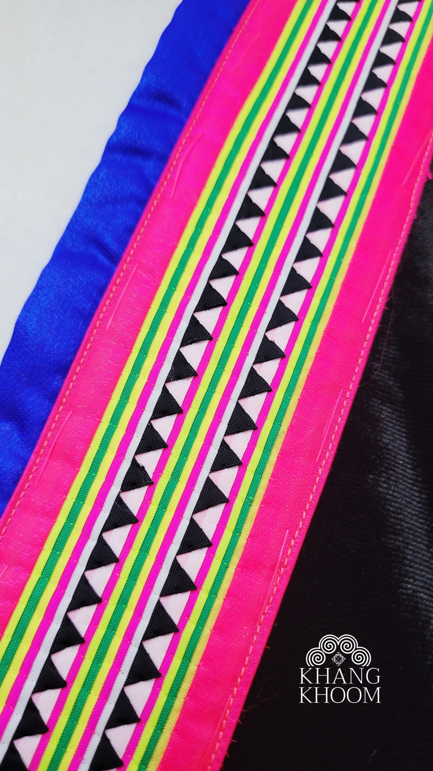 Hand Made Hmong Leeg