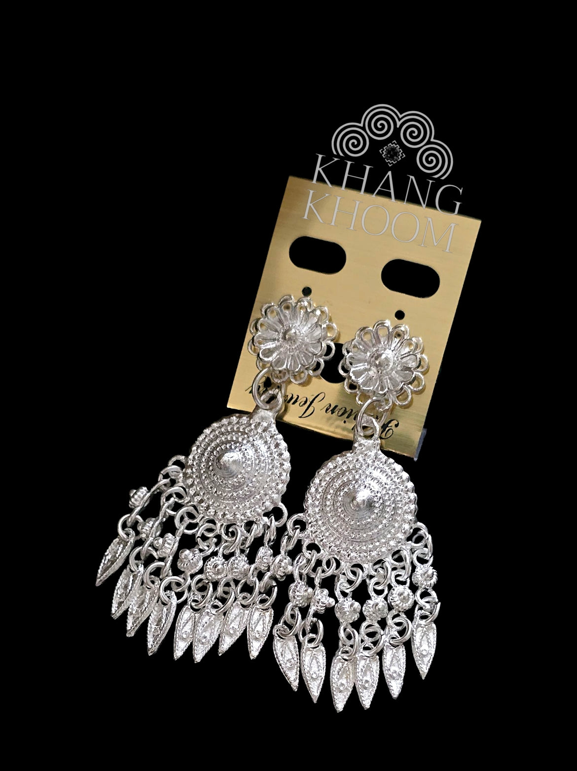 Short Pikun Studded Chain Earrings