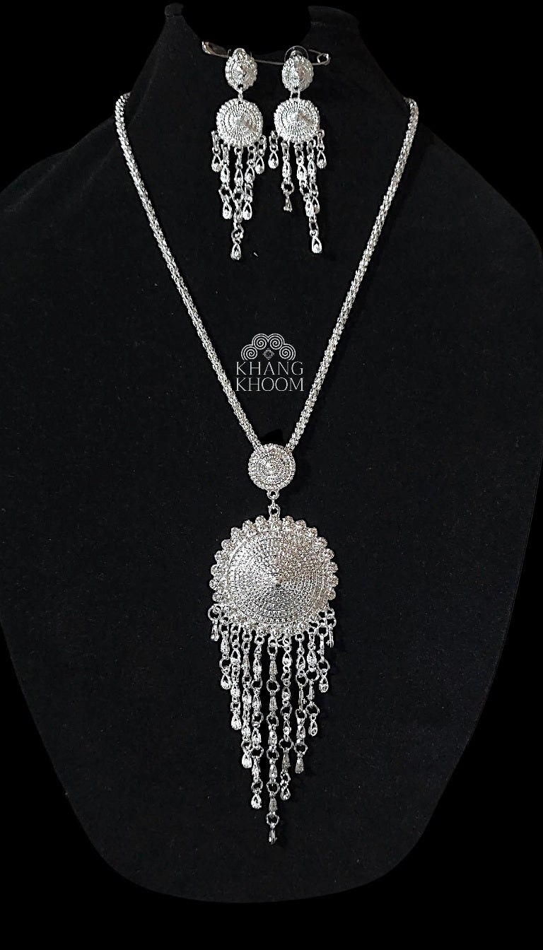 Silver Banana Blossom Necklace Set