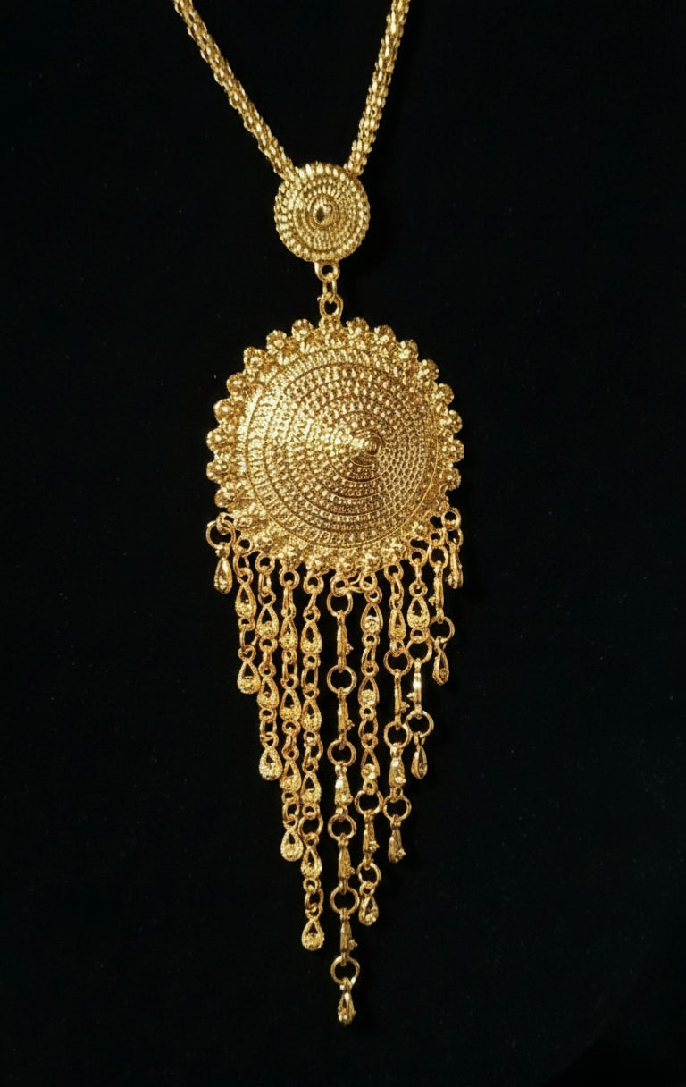 Gold Simple Banana Blossom Necklace Set