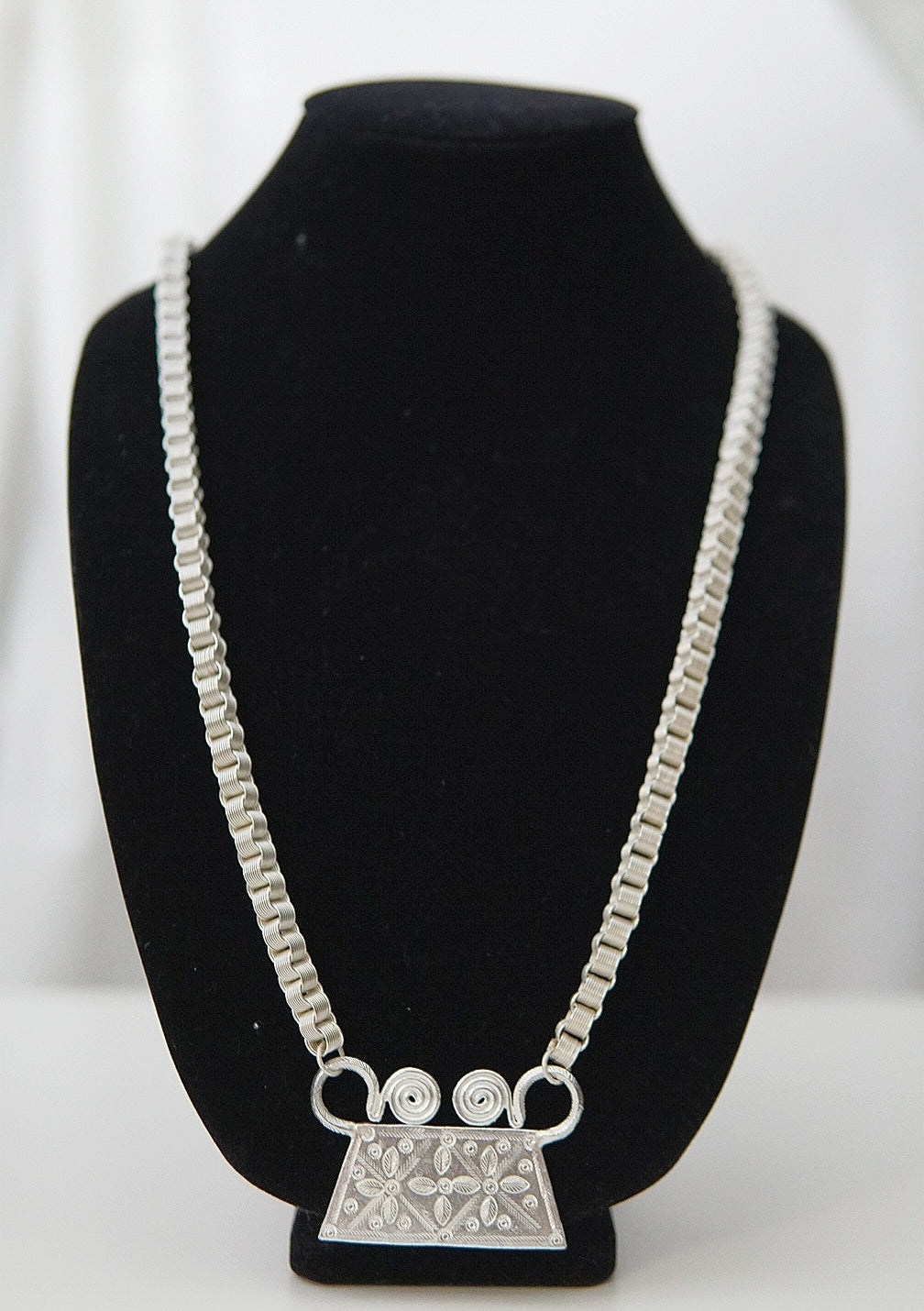 Hmong Soul Lock Chain