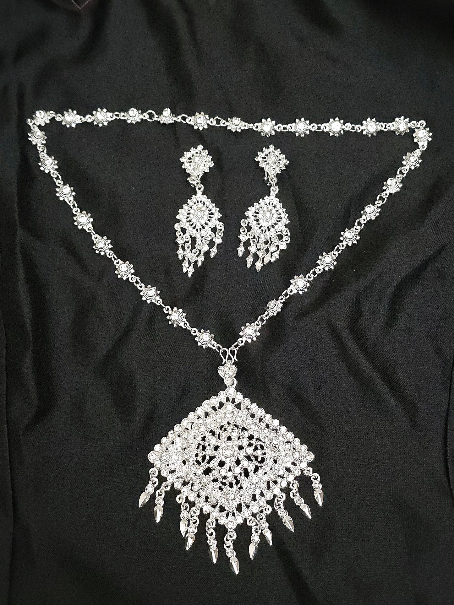 Silver Diamond Floret Thai Necklace