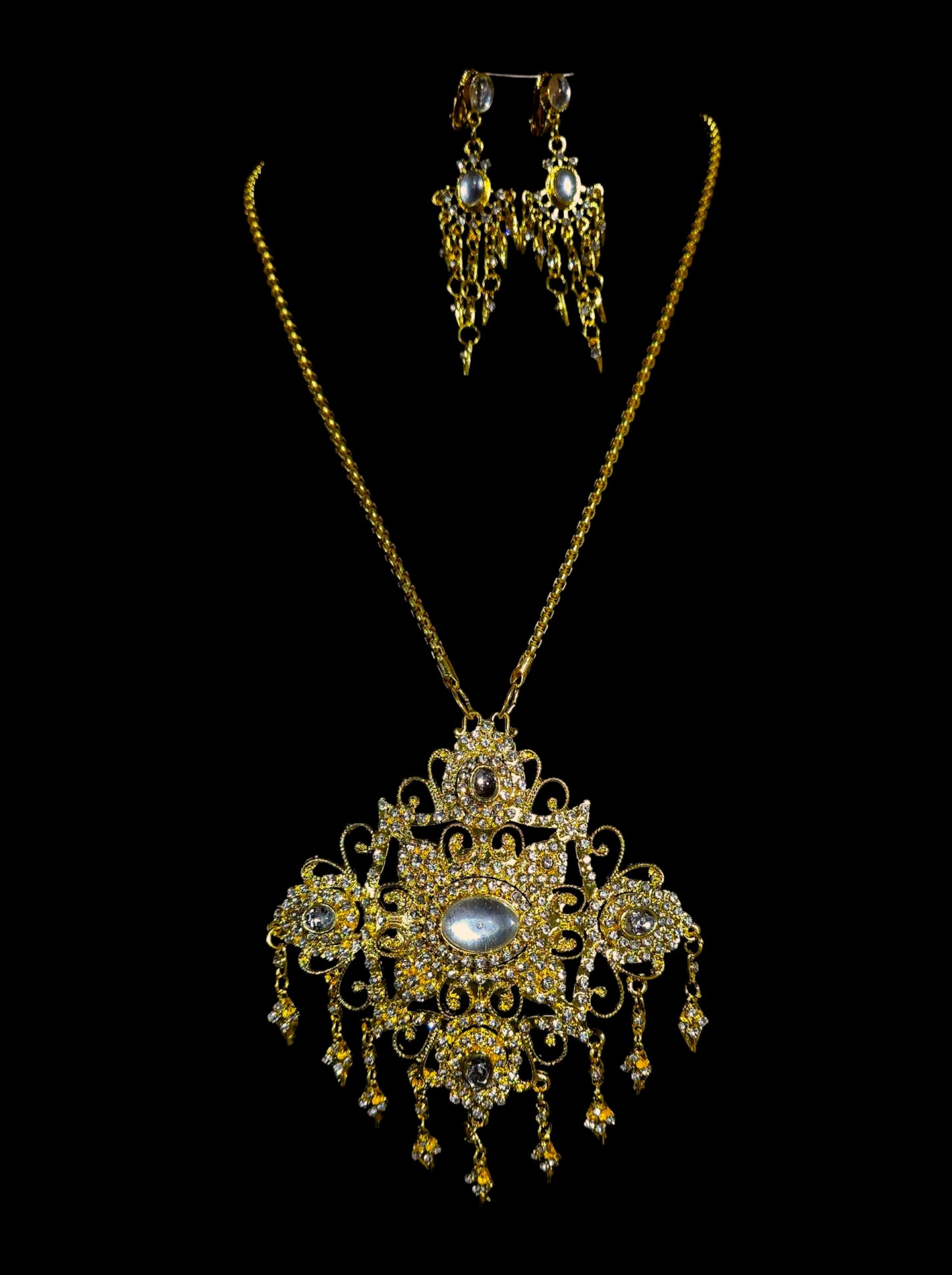 Thai Necklace and Belt Set 2