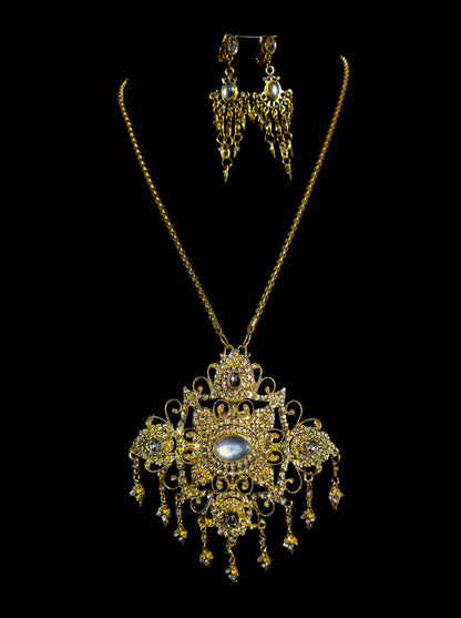 Thai Necklace and Belt Set 2