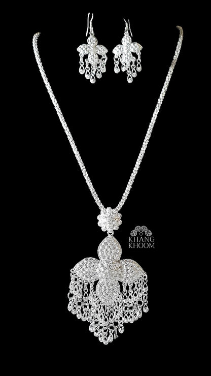 Lao Silver Floral Tassel Necklace Set