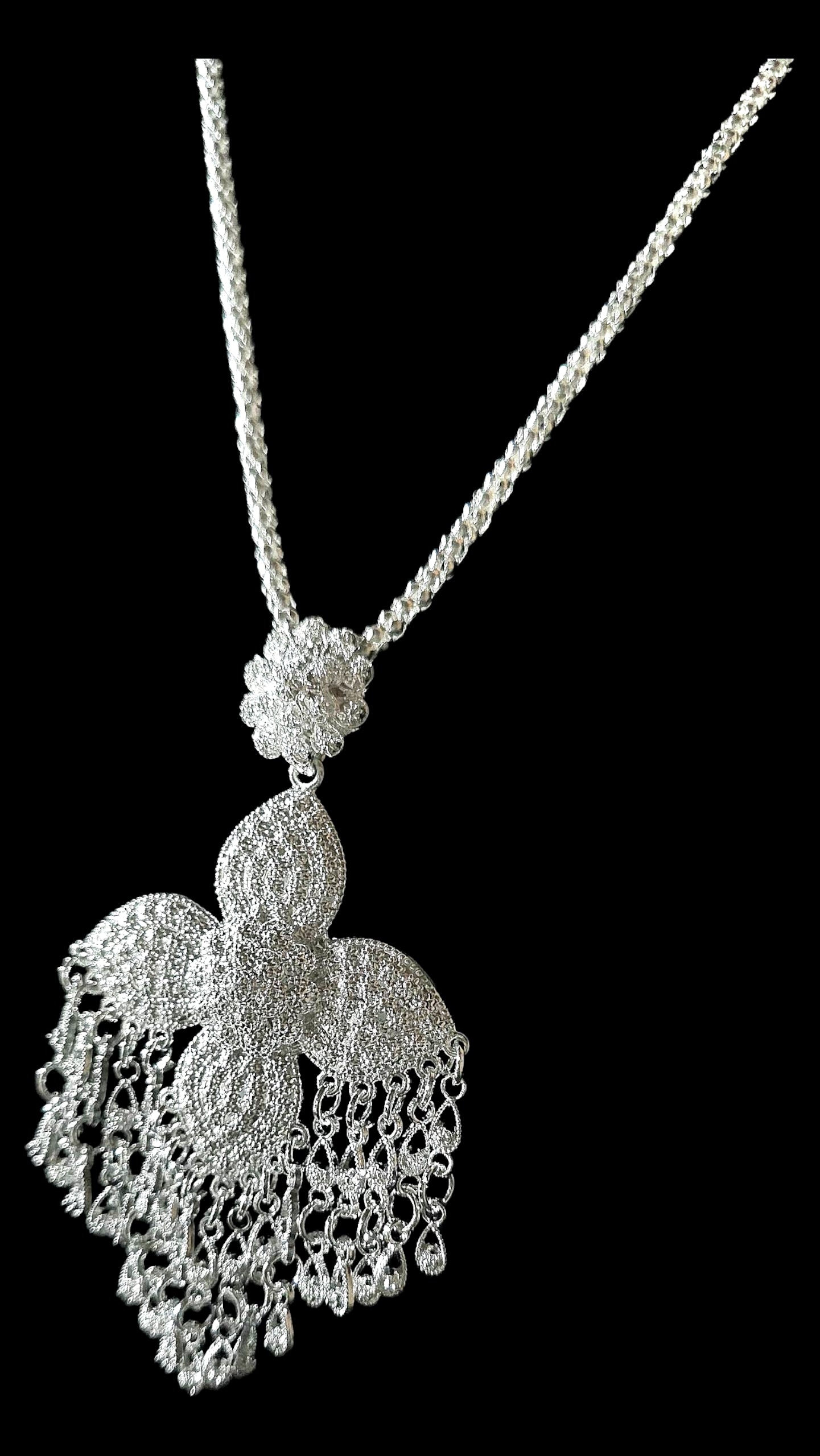 Lao Silver Floral Tassel Necklace Set