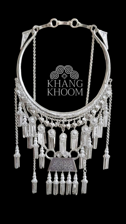 Hmong Girl Phiaj Xauv