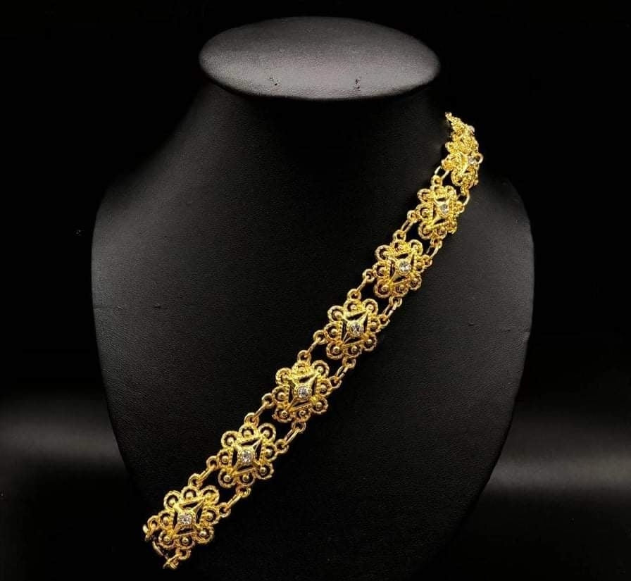 Gold Thai Crossbody Chain 02