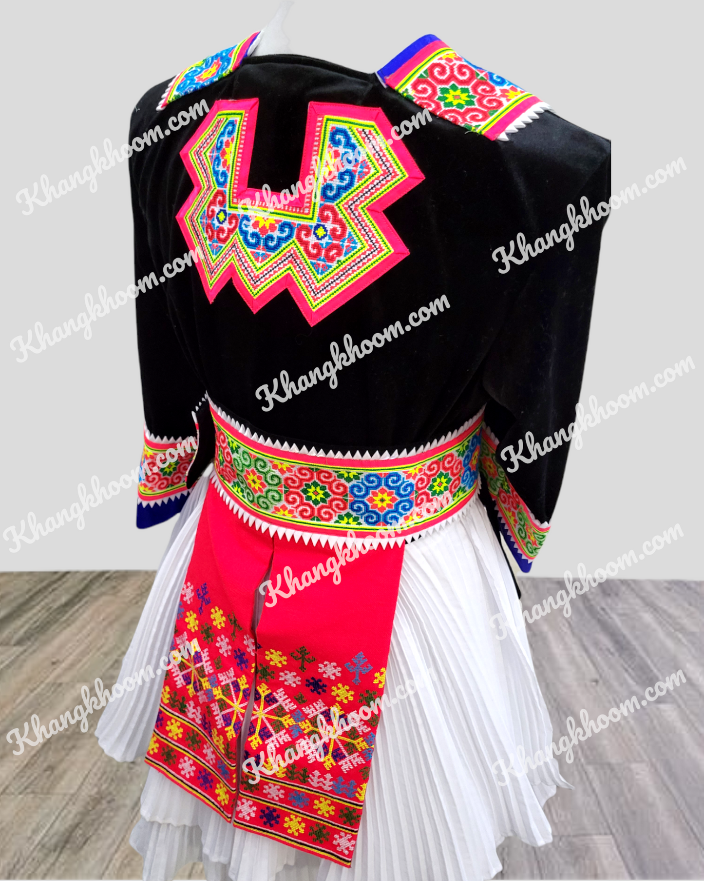 Hmong Qwj Set