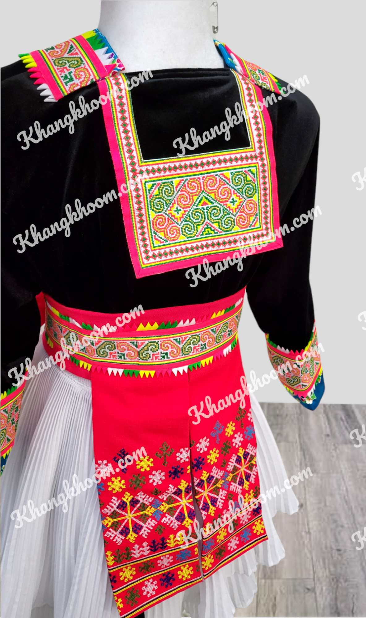 Hmong Qwj Embroidery Set