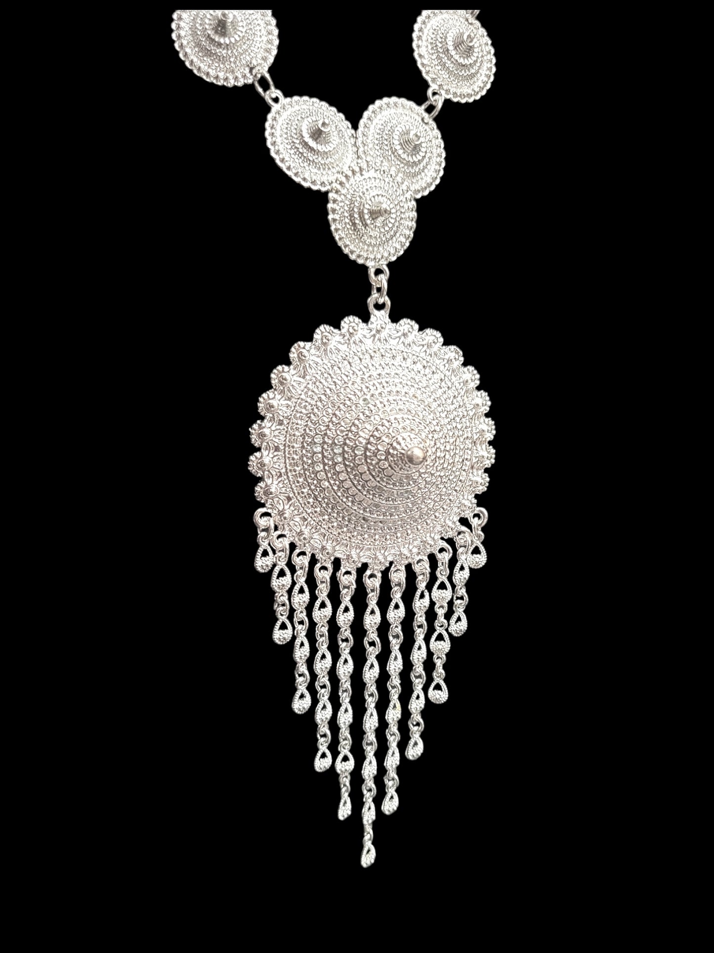 Silver Banana Blossom Necklace Set 02