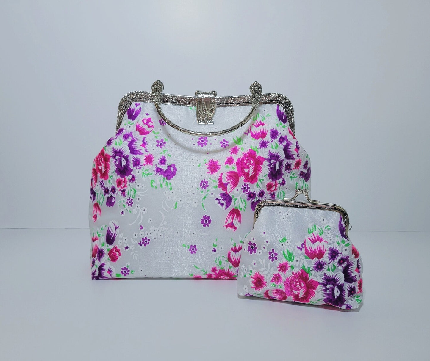 Locket Clasp Purse Set