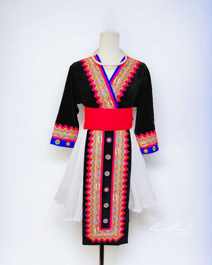 Hmong Women Clothes 10