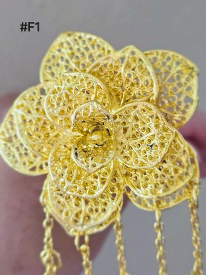 Gold Floral Hair Stick Pin with Decorative Chains