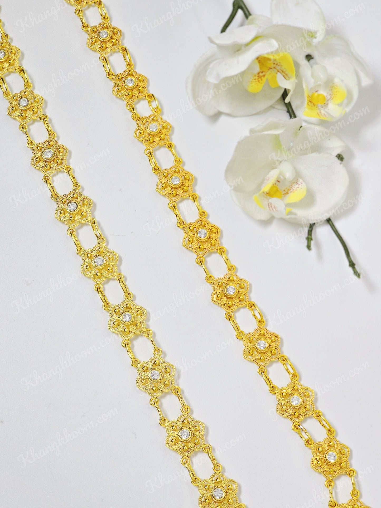 Thai Crossbody Chain 03