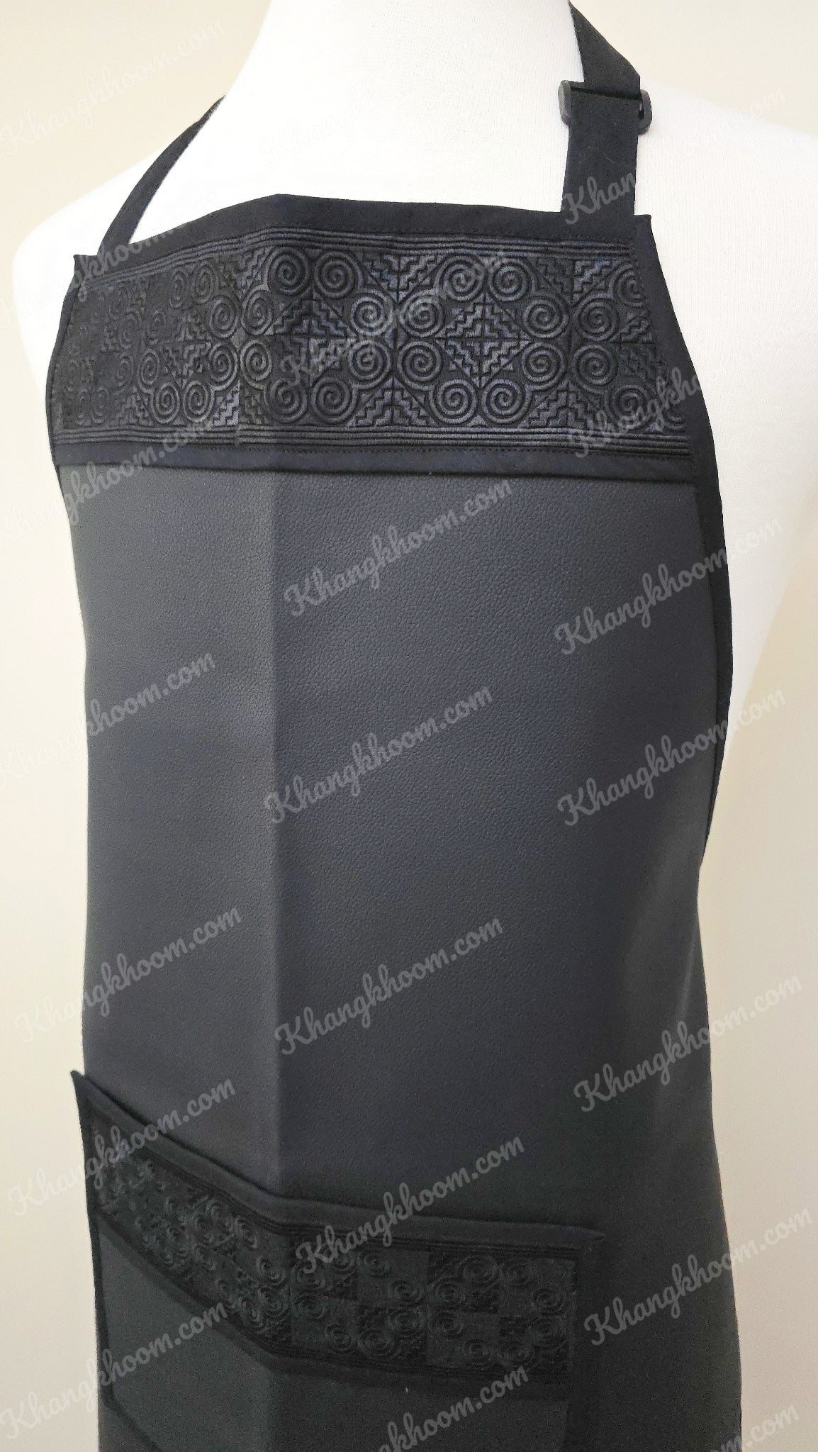 Hmong Apron- All Black Qwj