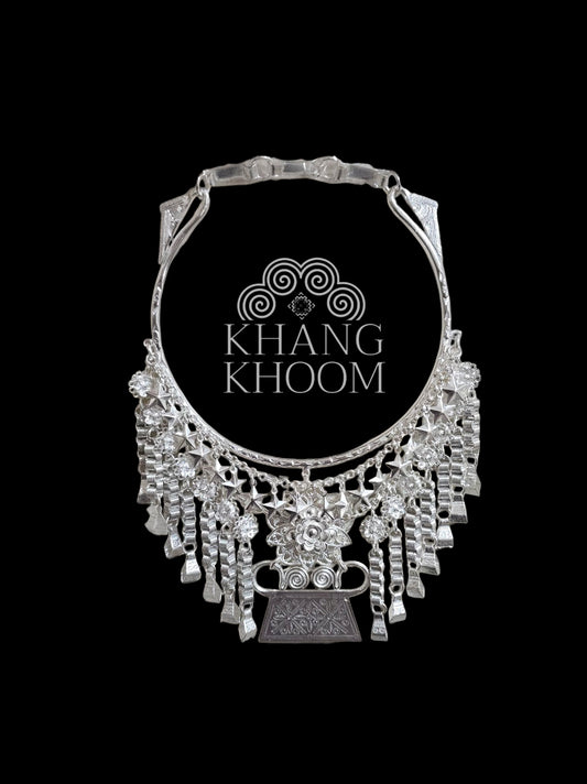 Toddler Hmong Girl Xauv 02