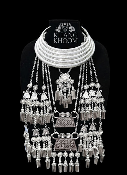 Hmong Five layer xauv with chains