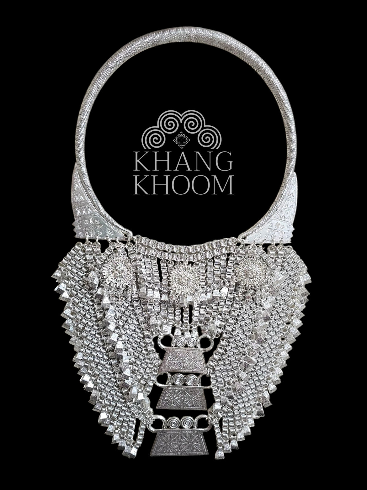 Hmong Women Xauv Ncais 02