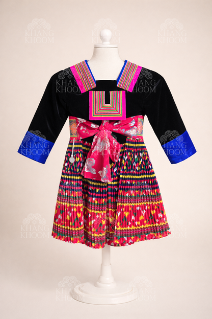 Girls One-Piece Hmong Leeg Set