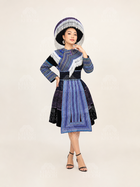 Hmong Vietnamese Blue Clothing Set 40