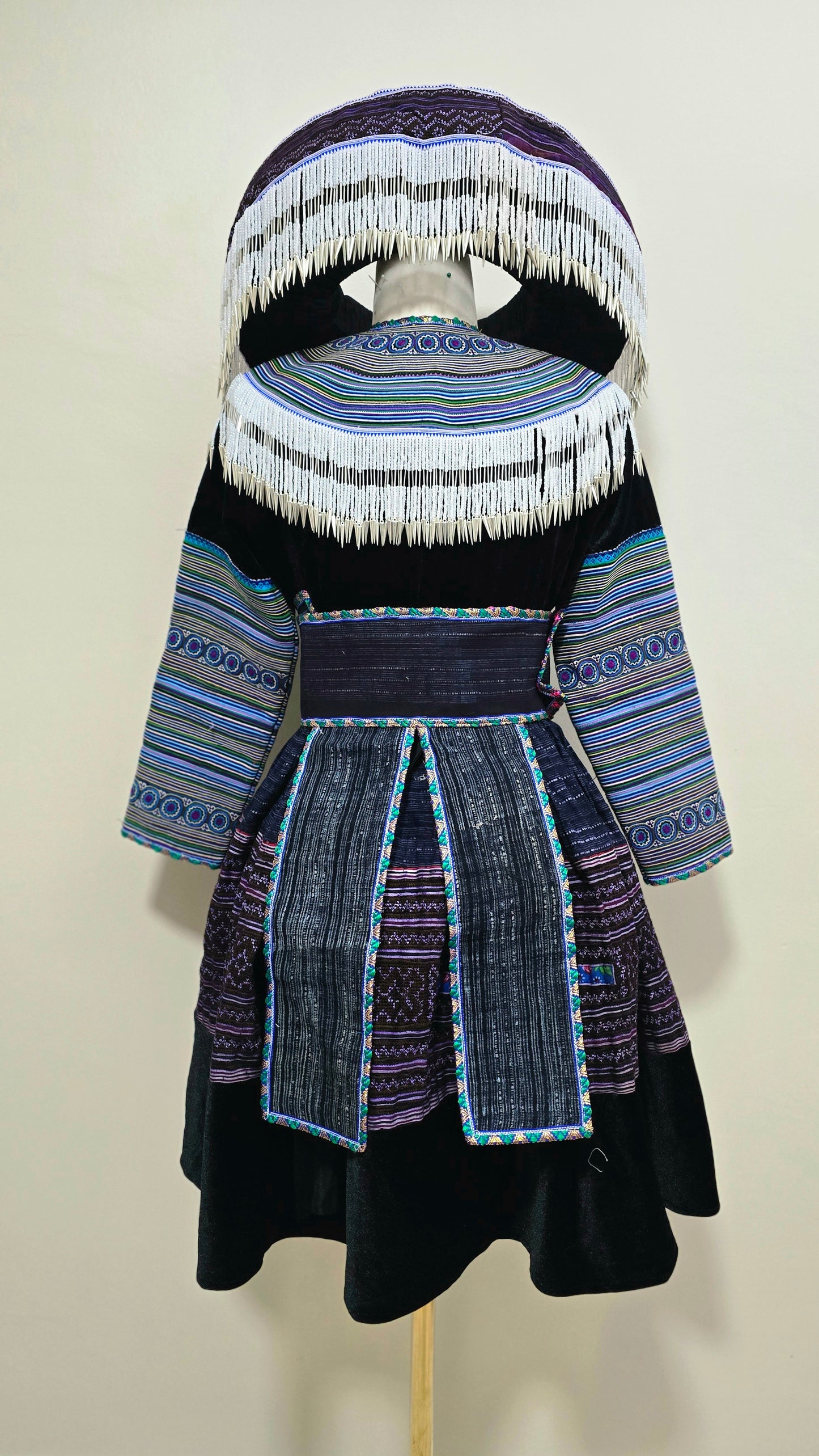 Hmong Vietnamese Blue Clothing Set 40