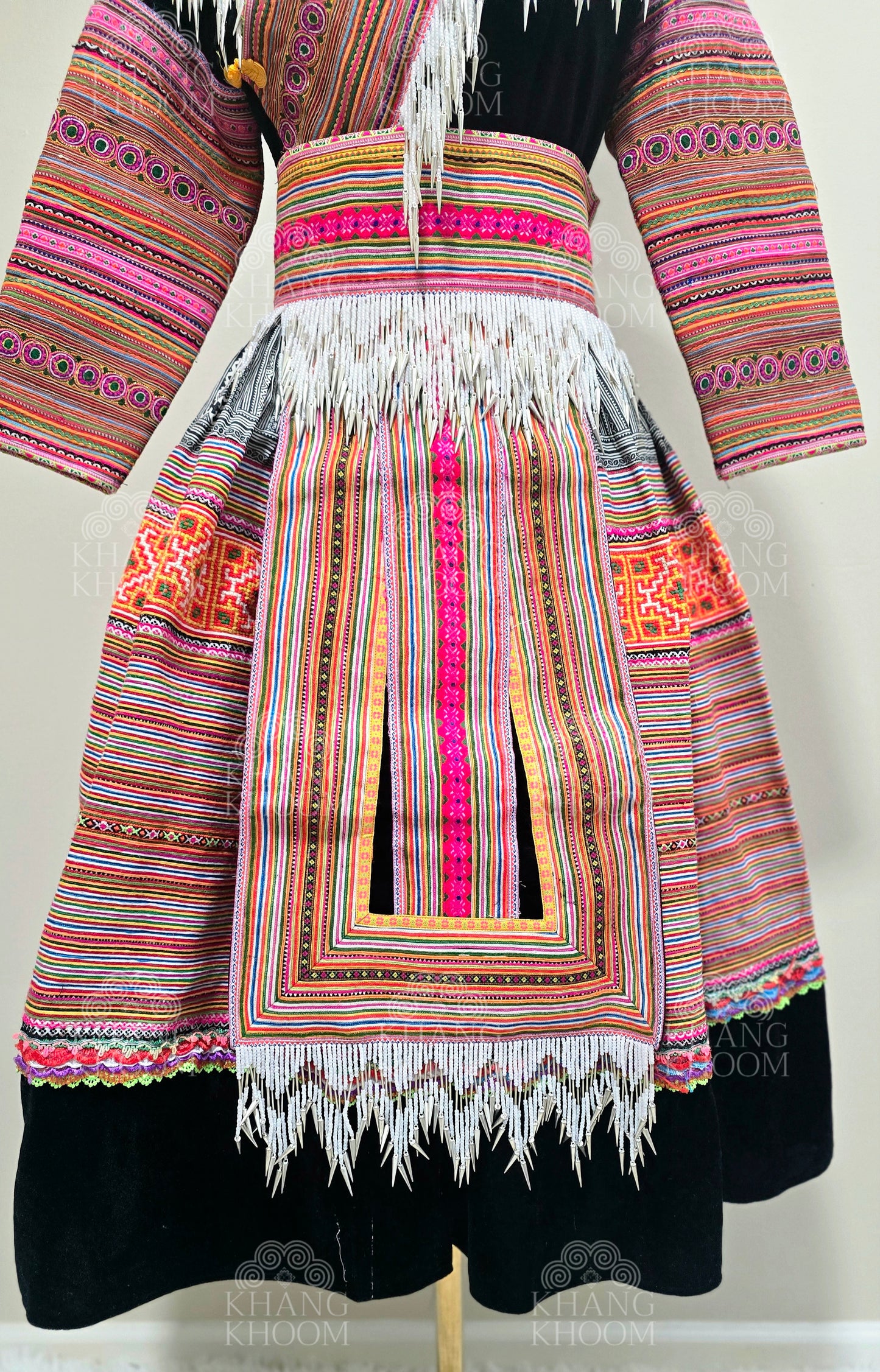 Hmong Vietnamese Clothing Set 38