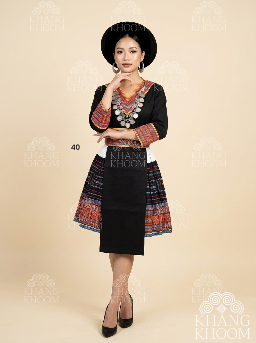 Simple Hmong Vietnamese Set
