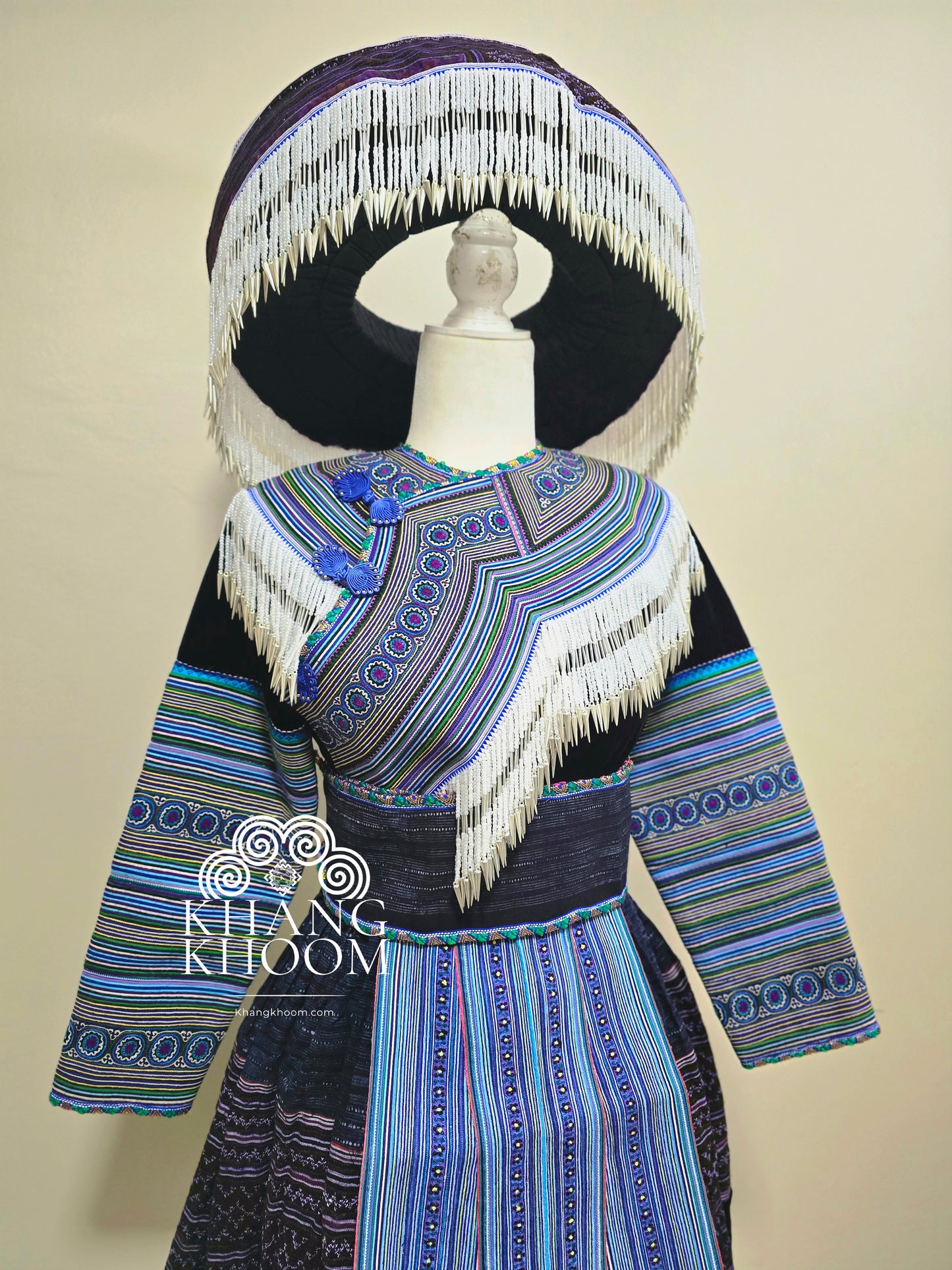 Hmong Vietnamese Blue Clothing Set 40