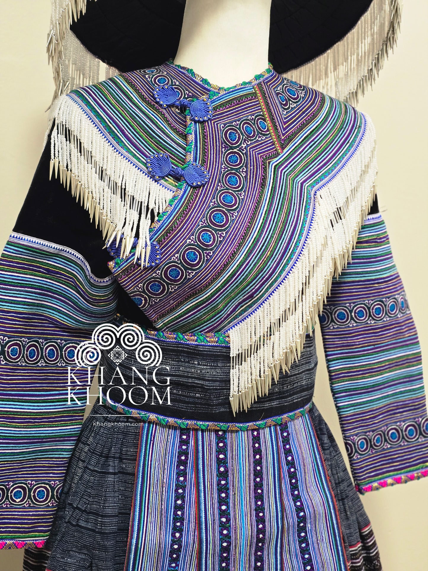 Hmong Vietnamese Blue Clothing Set 38