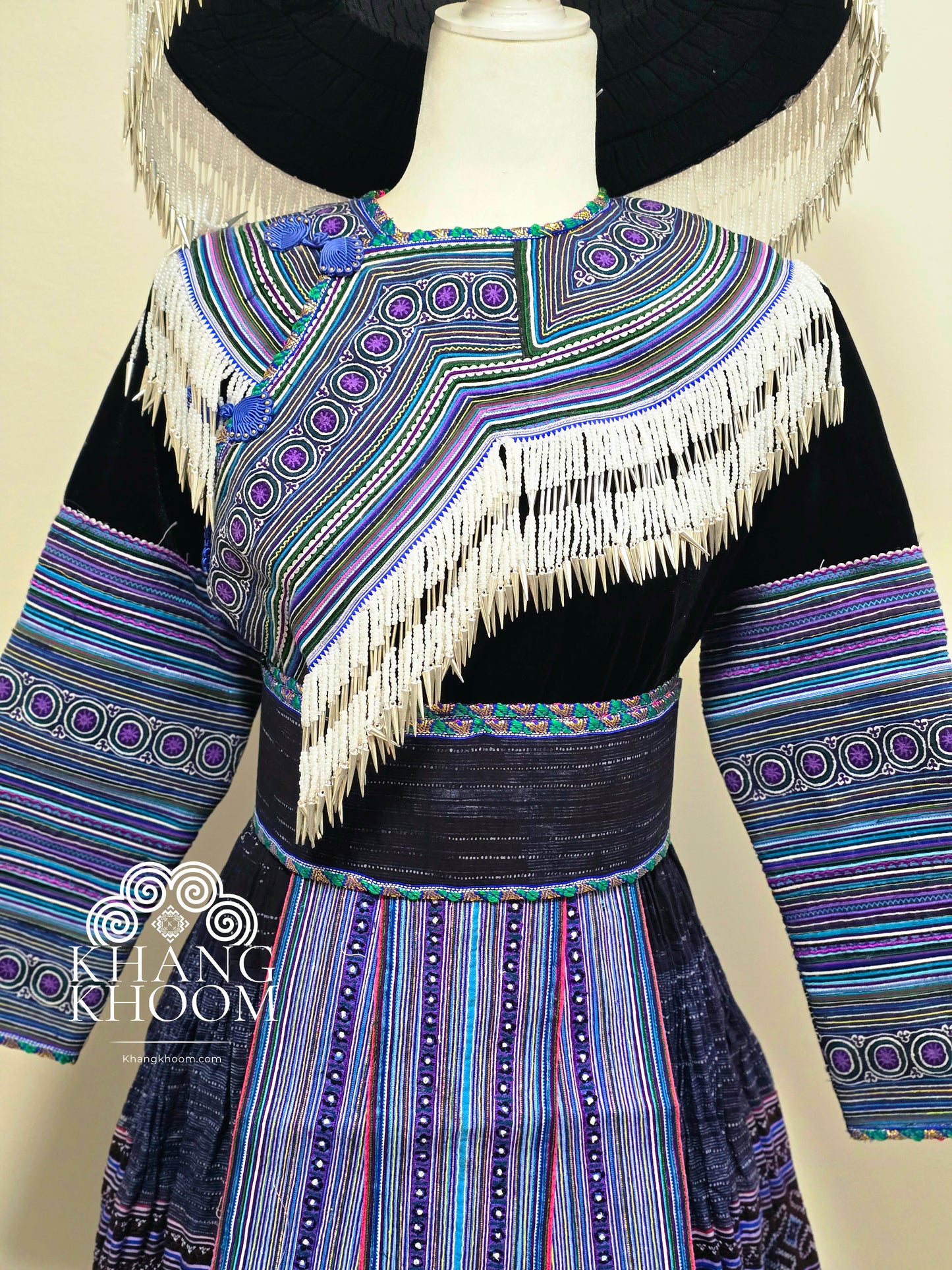 Hmong Vietnamese Blue Clothing Set 42