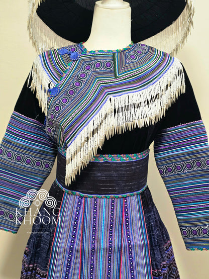 Hmong Vietnamese Blue Clothing Set 42