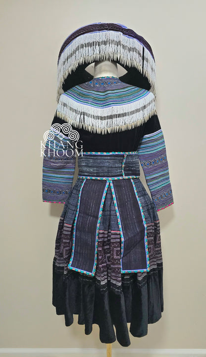 Hmong Vietnamese Blue Clothing Set 38