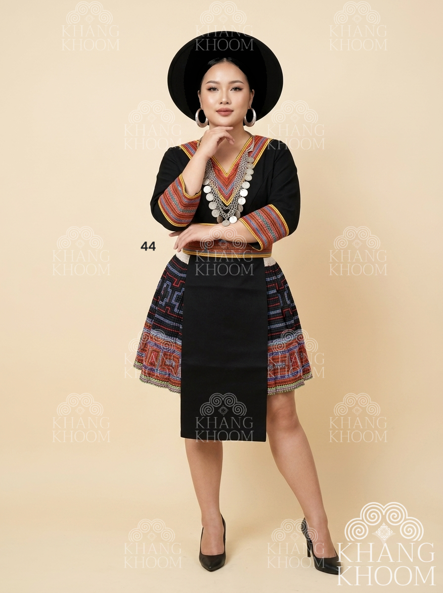 Simple Hmong Vietnamese Set
